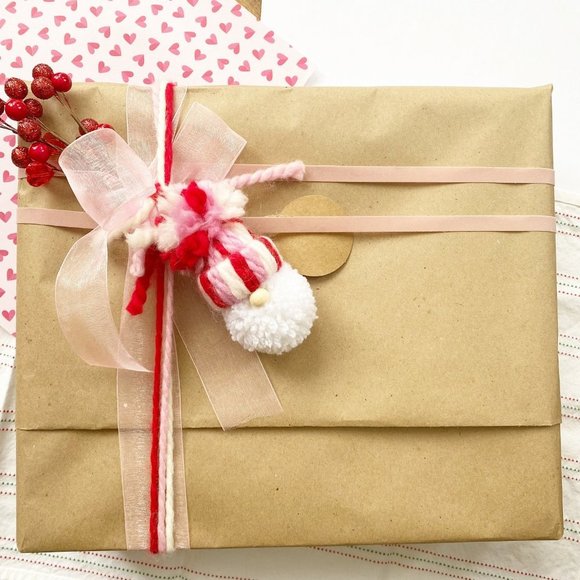 Valentine's Day Handmade Gnome Pom Pom Mini Knit Hat Charm Topper Gift Wrap Hang - Picture 3 of 4